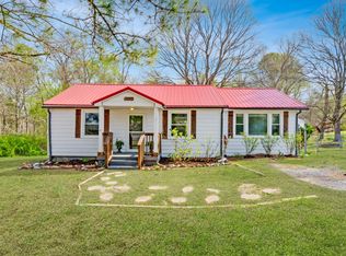 1641 Maple Valley Rd, Charlotte, TN 37036