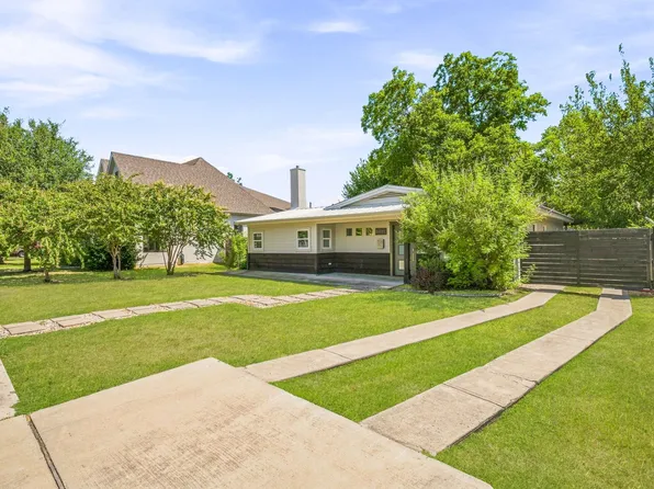 5881 Tracyne Dr, Westworth Village, TX 76114