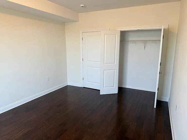 225 Walker St #303 — Photo 8