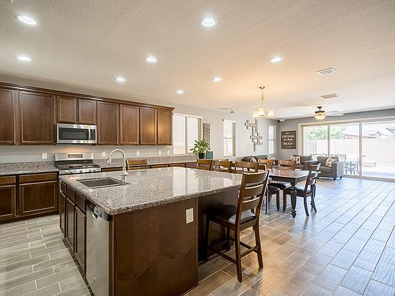 3rd image of 9998 W Los Gatos Dr