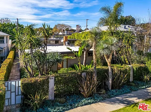 609 N Doheny Dr #D Photo 1