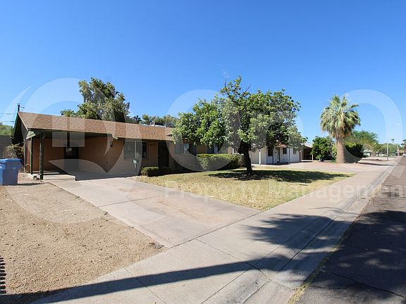 2nd image of 925 W Parkway Blvd