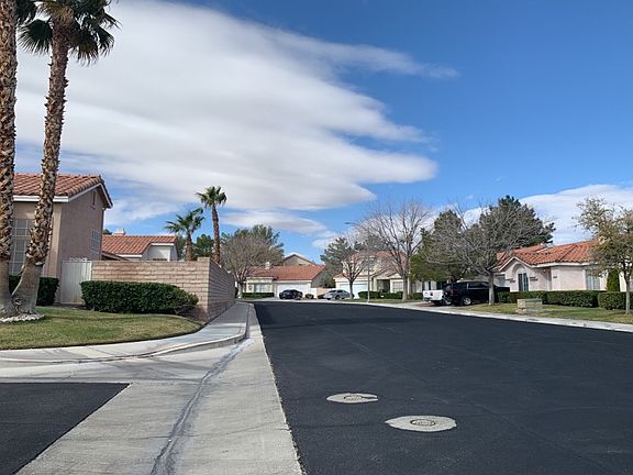 4th image of 4860 Berino Dr
