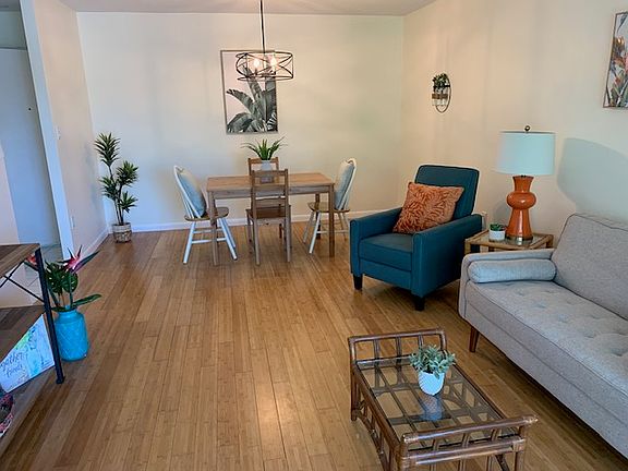 5th image of 2700 Bayshore Blvd #1