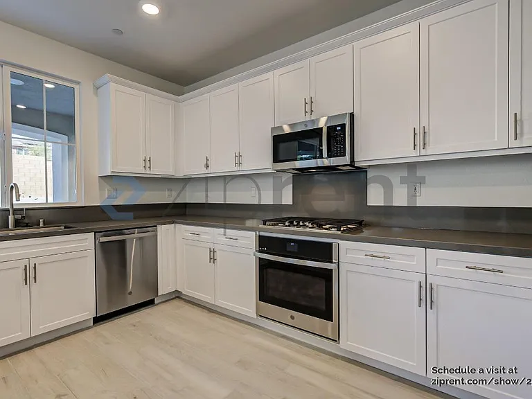 35431 Bains Ave — Photo 8