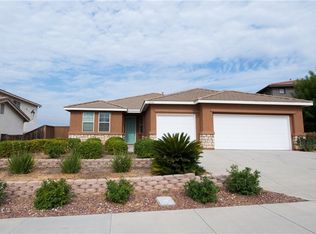 35383 Meadow Park Cir, Wildomar, CA 92595