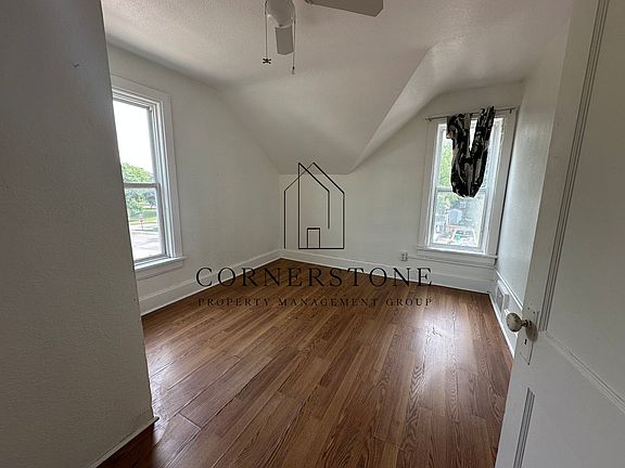5th image of 614 N 12th St