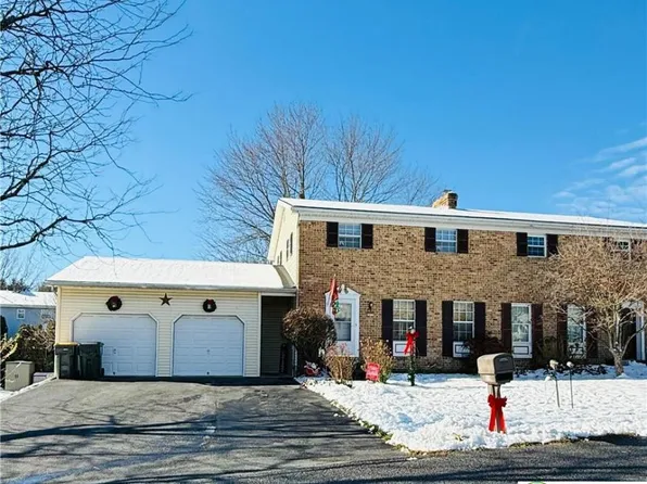 5016 Shawnee Blvd, Schnecksville, PA 18078