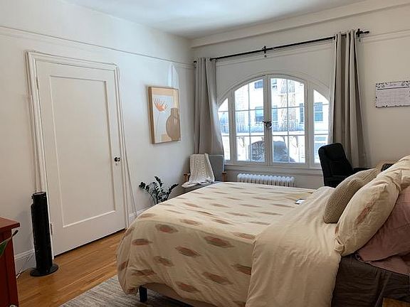 5th image of 820 Jones St #15