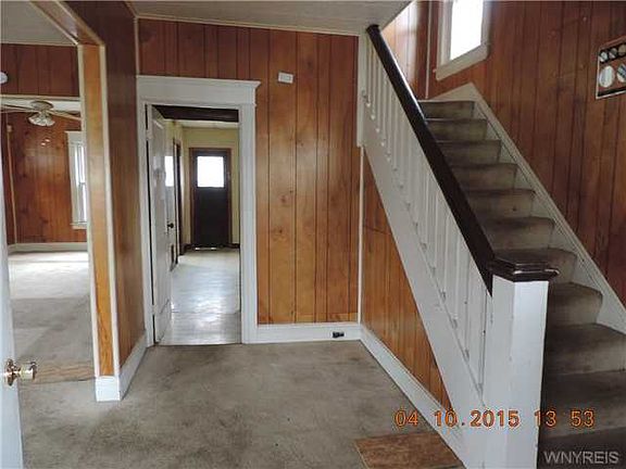 5th image of 384 Northland Ave