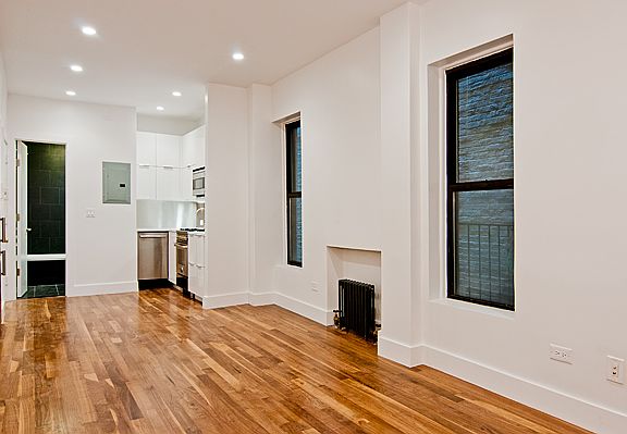 3rd image of 218 W 22nd St APT 5FE