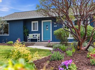 3445 Badding Rd, Castro Valley, CA 94546