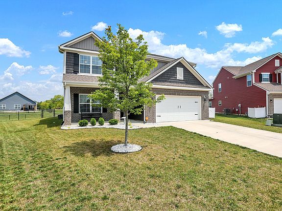 3rd image of 4715 Darla Ct