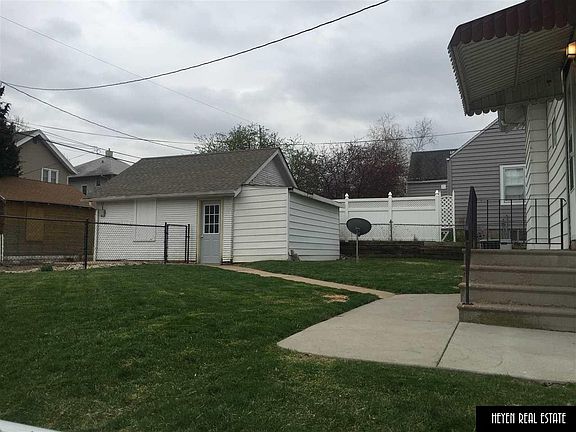 3rd image of 3051 S 32nd Ave