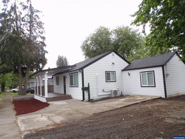 870 W Lincoln St, Woodburn, OR 97071