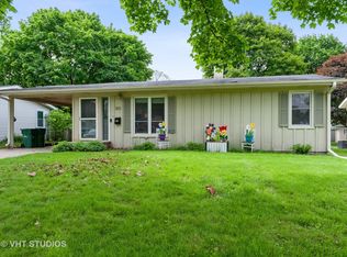 313 Bonnie Brae Ave, Grayslake, IL 60030