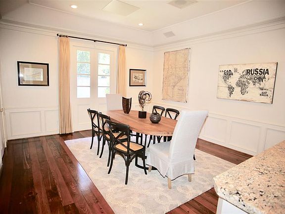 5th image of 250 Summerwood St