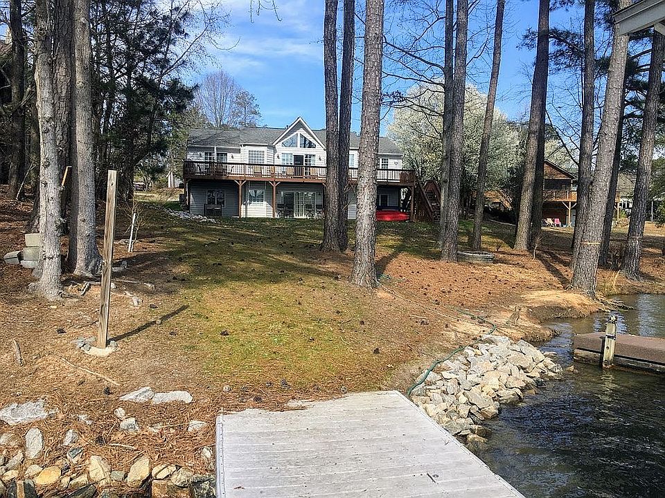 2nd image of 197 Pier Point Dr
