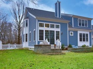 19 Hospital Rd #19, Medfield, MA 02052