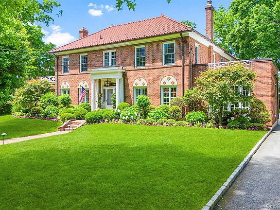 2nd image of 30 Elm Avenue