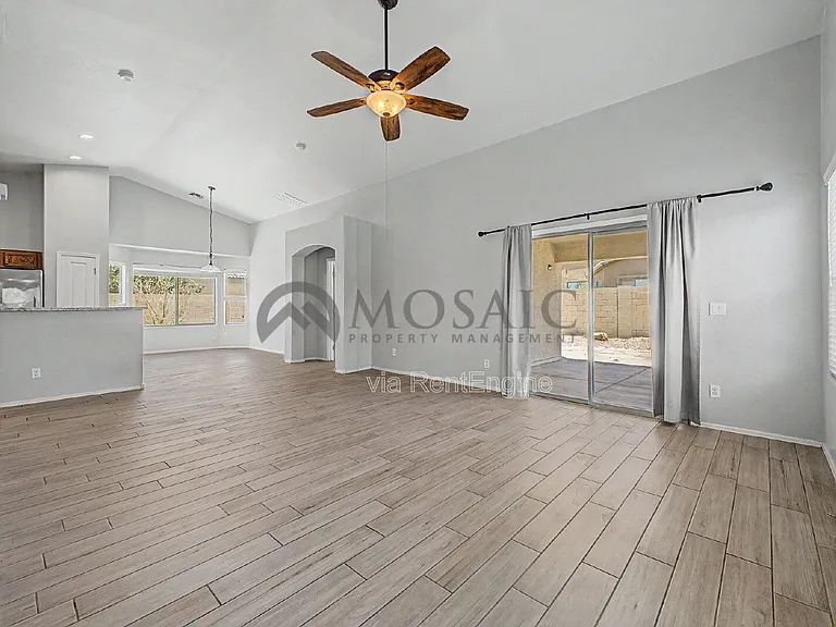 22360 E Via Del Rancho — Photo 9