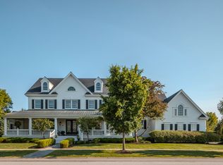 39W915 Catlin Sq, Geneva, IL 60134