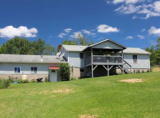 64 Adams Rd, Equinunk, PA 18417