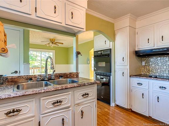 2nd image of 19 Brandy Cres