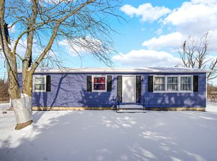 2322 W Loves Ln, Crete, IL 60417