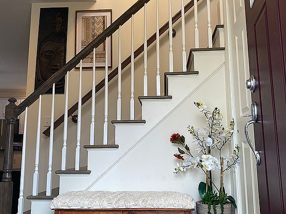 2nd image of 50 Kennison Ct