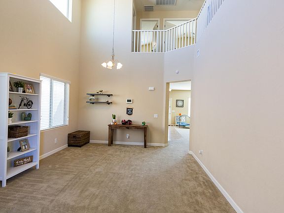 3rd image of 4951 E Iolite St