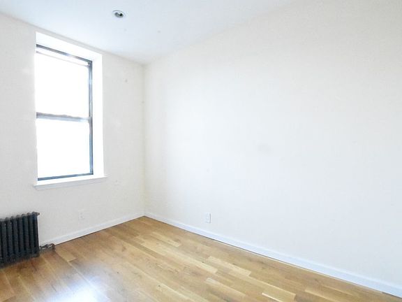 5th image of 512 W 136th St #3BB