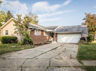 531 Clearbrook Dr, Akron, OH 44313