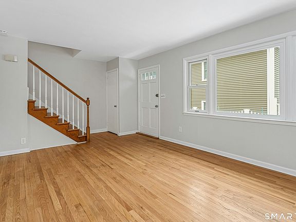 5th image of 85 Burwood Ave
