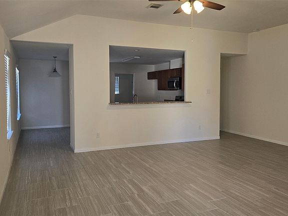 3rd image of 1823 Creegan Park Ct