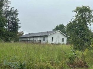 1934 Levon Sparkman Rd, Doyle, TN 38559