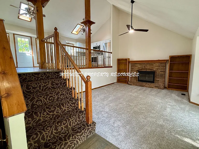 1100 NE Ball Dr — Photo 3