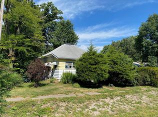 504 N Main St, Witt, IL 62094