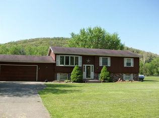 1566 Hunter Station Rd, Tionesta, PA 16353