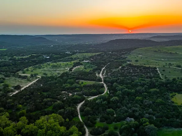 1397 Mountain Creek Road, Marble Falls, TX 78654