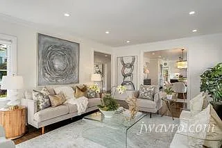 325 Moncada Way — Photo 4