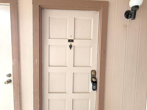2nd image of 3005 Old Alice Rd APT 700A