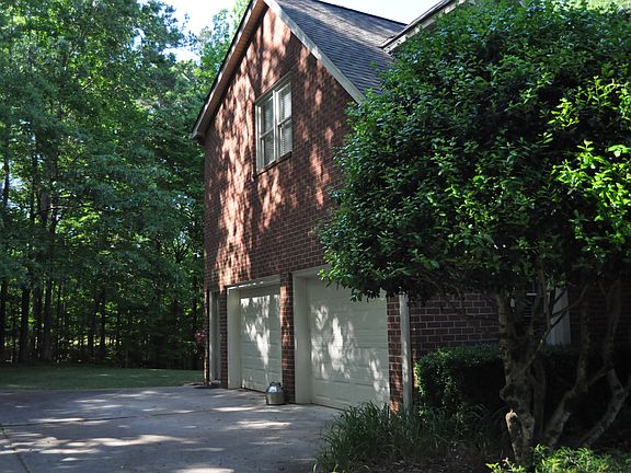 4th image of 208 Harvest Ln