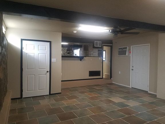 5th image of 8701 Gateway Blvd S Studio C