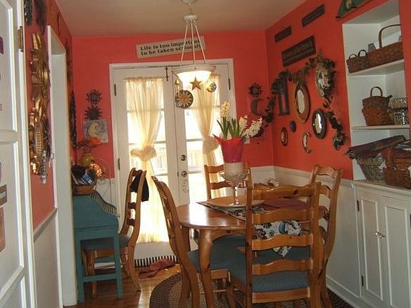 3rd image of 15941 Glenridge Ave