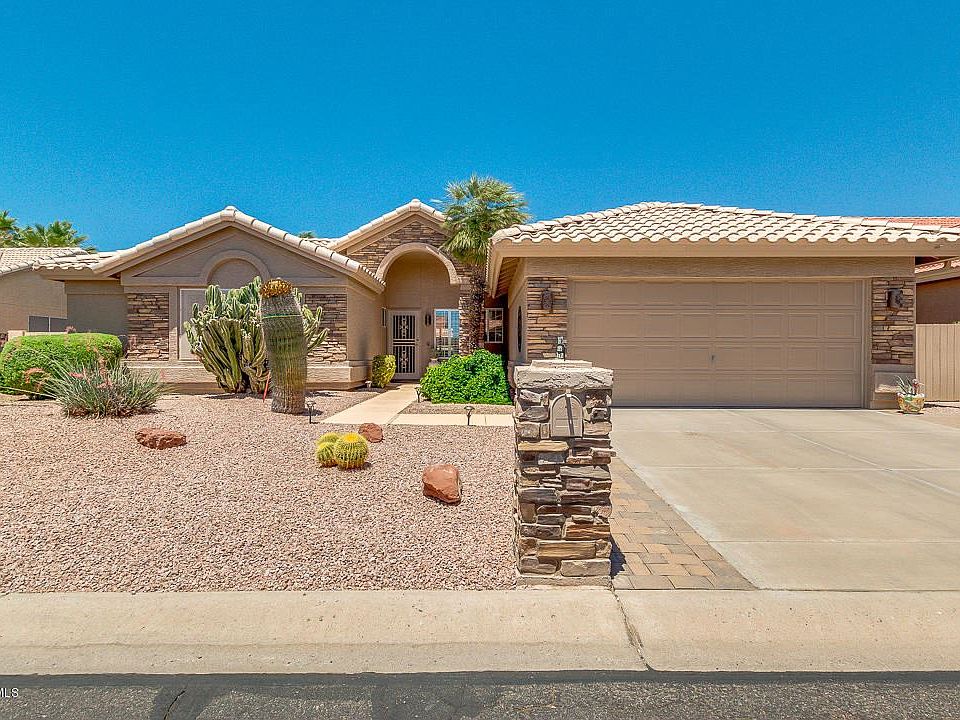 1st image of 10642 E Coopers Hawk Dr