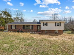 1361 Whiteaker Springs Rd, Cookeville, TN 38506