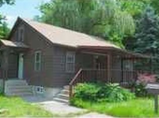 18 Greenfield Rd, Ellenville, NY 12428
