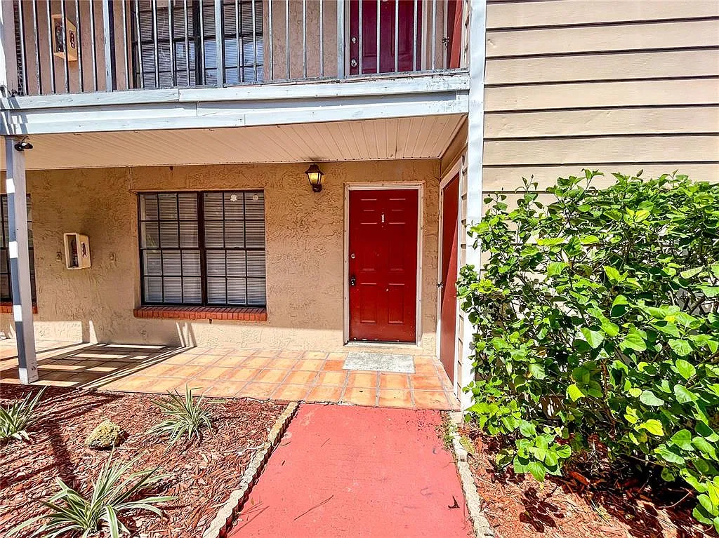 21026 Voyager Blvd — Photo 1