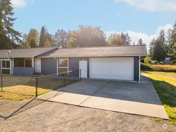 5207 96th St E, Tacoma, WA 98446